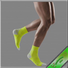 CEP kompressziós rövidszárú  futózokni férfi lime